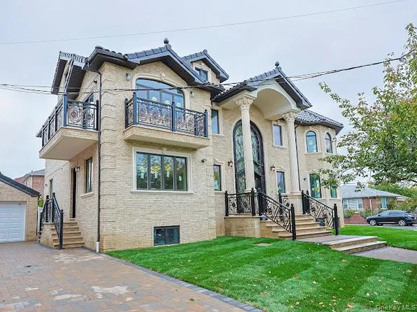 199-15 35th Avenue, Flushing, NY 11358