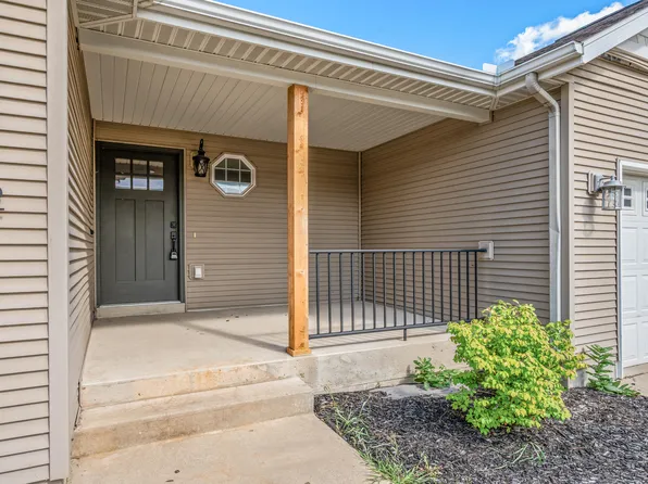 722 Tioga Park Dr #722, Big Rapids, MI 49307