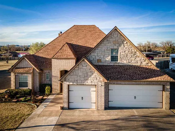 1132 NW Mount Pinchot Ave, Lawton, OK 73507