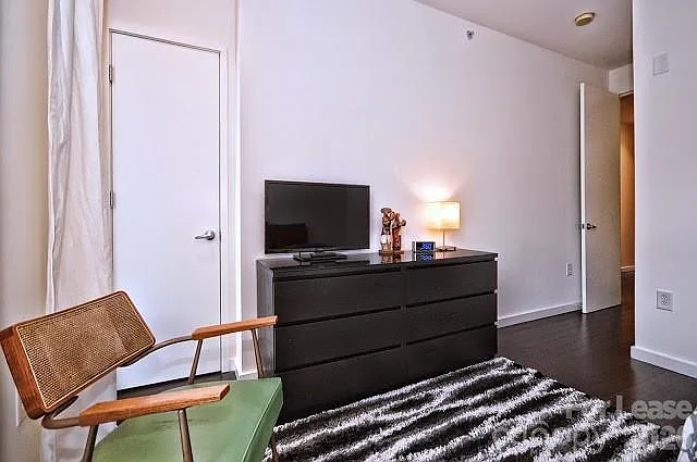 318 Viburnum Way Ct — Photo 29