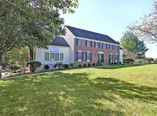 110 Briar Way, Neshanic Station, NJ 08853