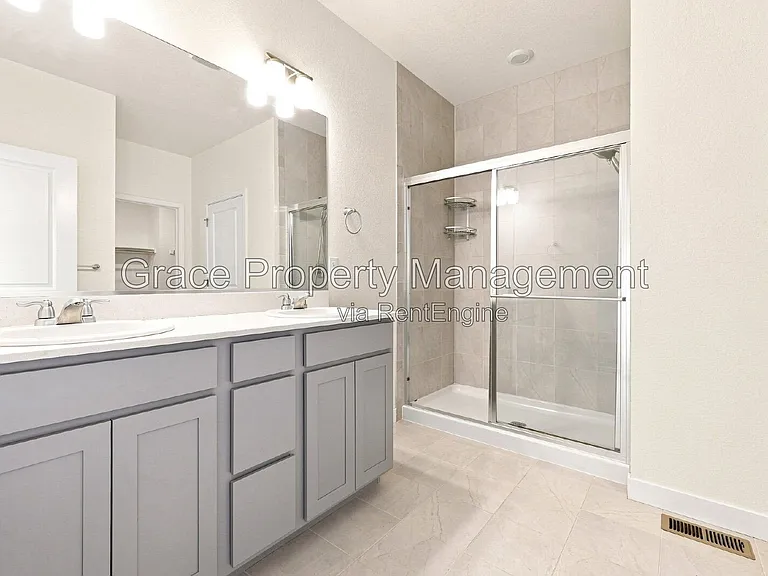 7464 E 157th Ave — Photo 11
