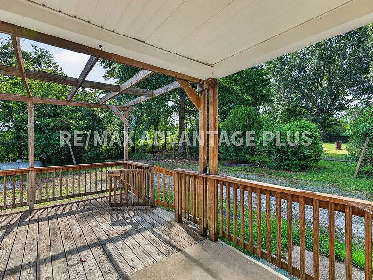 1552 Cumberland Rd — Photo 25