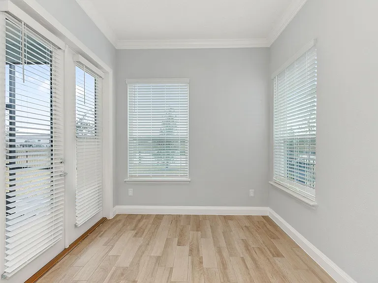 282 Caribbean Pl — Photo 38