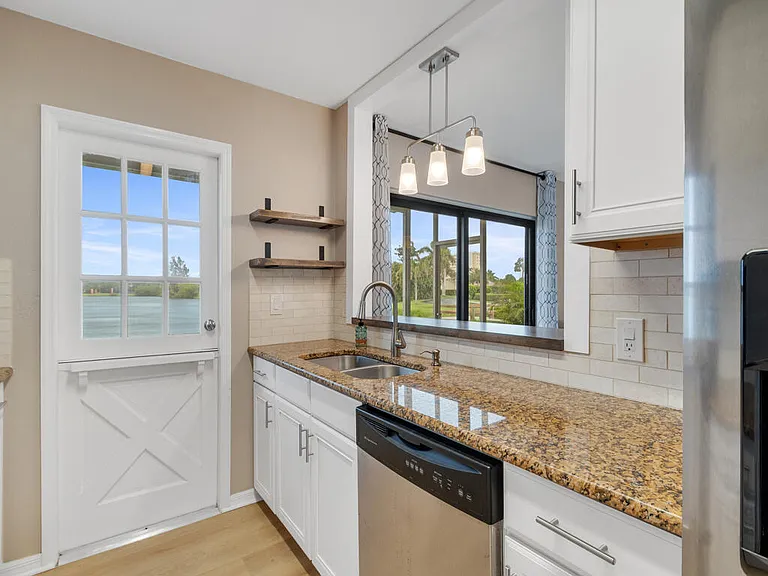 3206 S Lakeview Cir #1105 — Photo 13