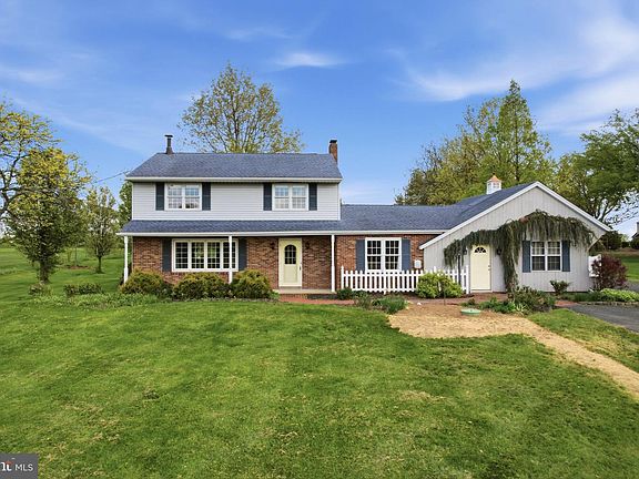 4th image of 684 Hunsicker Rd