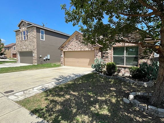3rd image of 131 Bass Ln