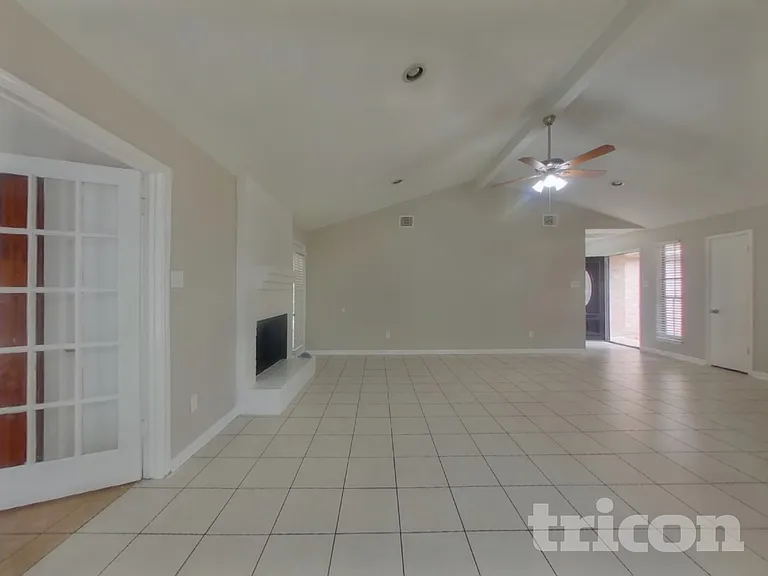 7902 Battlepine Dr — Photo 6