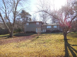 164 McKee Dr, Blacksburg, SC 29702