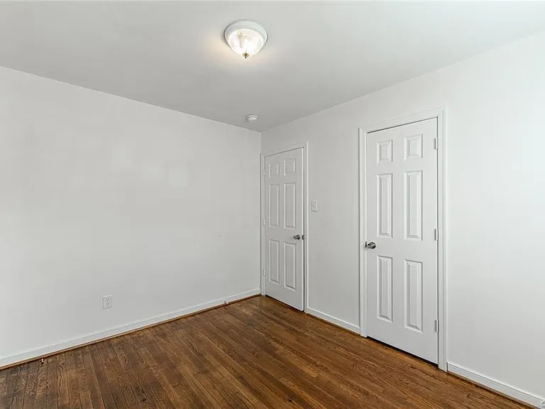 5104 Lochaven Ave — Photo 7