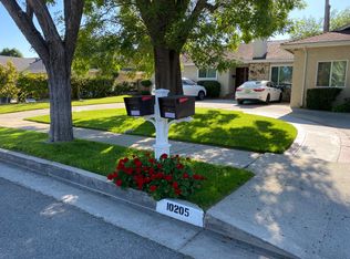 10207 Louise Ave, Northridge, CA 91325