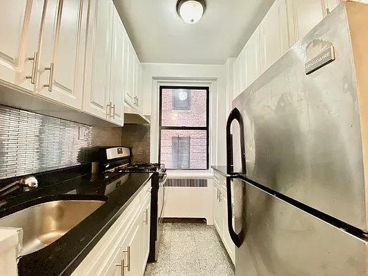 Rented by Compass | media 6