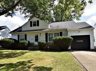 991 Argonne Rd, South Euclid, OH 44121