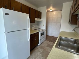 1507 11th Ave NE #18, Jamestown, ND 58401