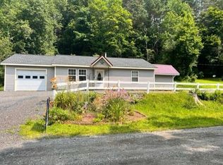 16 West St, Bingham, ME 04920