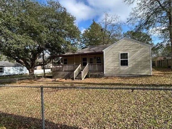 901 Kings Rd, Leesville, LA 71446