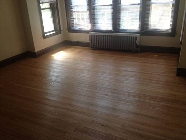2nd image of 120 E 70th St