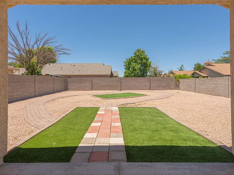 7722 N Winding Trl — Photo 33
