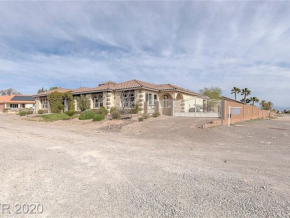3rd image of 8965 S Tenaya Way