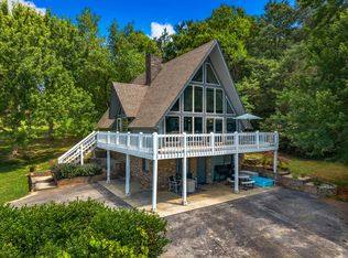 1116 Patterson St, Dandridge, TN 37725