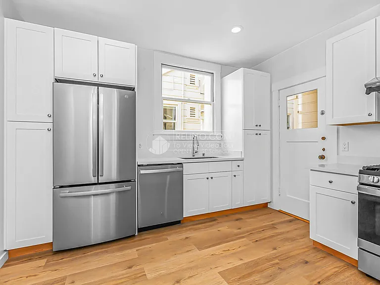1849 Golden Gate Ave #1 — Photo 16