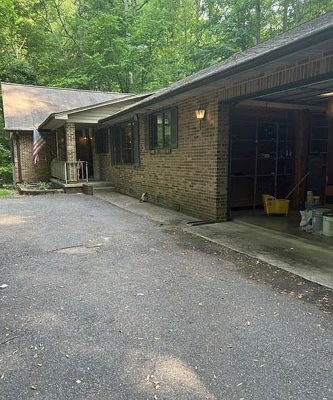 1007 Lee Jackson Dr — Photo 23