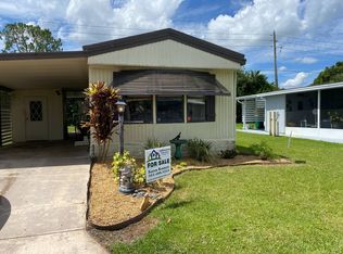 30 Opal Ln, Eustis, FL 32726