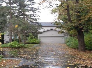 6461 Wardell Ct, West Bloomfield, MI