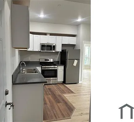 2683 San Marino St #404 — Photo 10