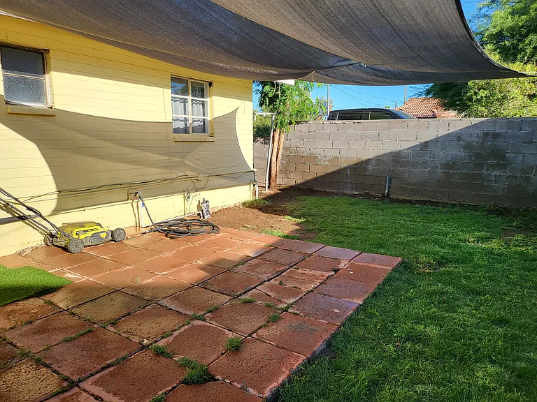 1040 N 27th Pl — Photo 121