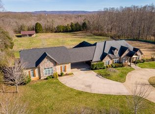 170 Southern Woods Ct, Cookeville, TN 38506