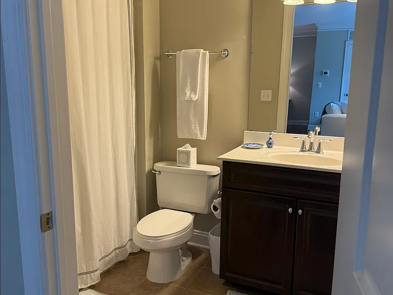 301 E Tremont Ave E #202 — Photo 14
