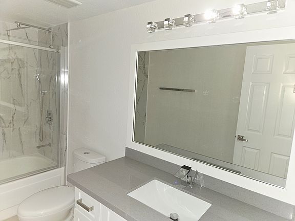 4th image of 5260 River Glen Dr #1-261