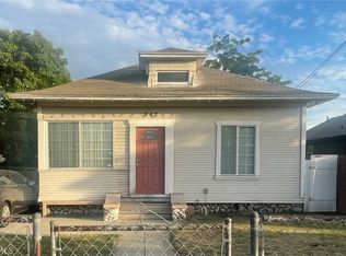 942 E 6th St, Pomona, CA 91766