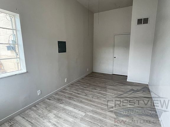 4th image of 365 E Vine St #1A