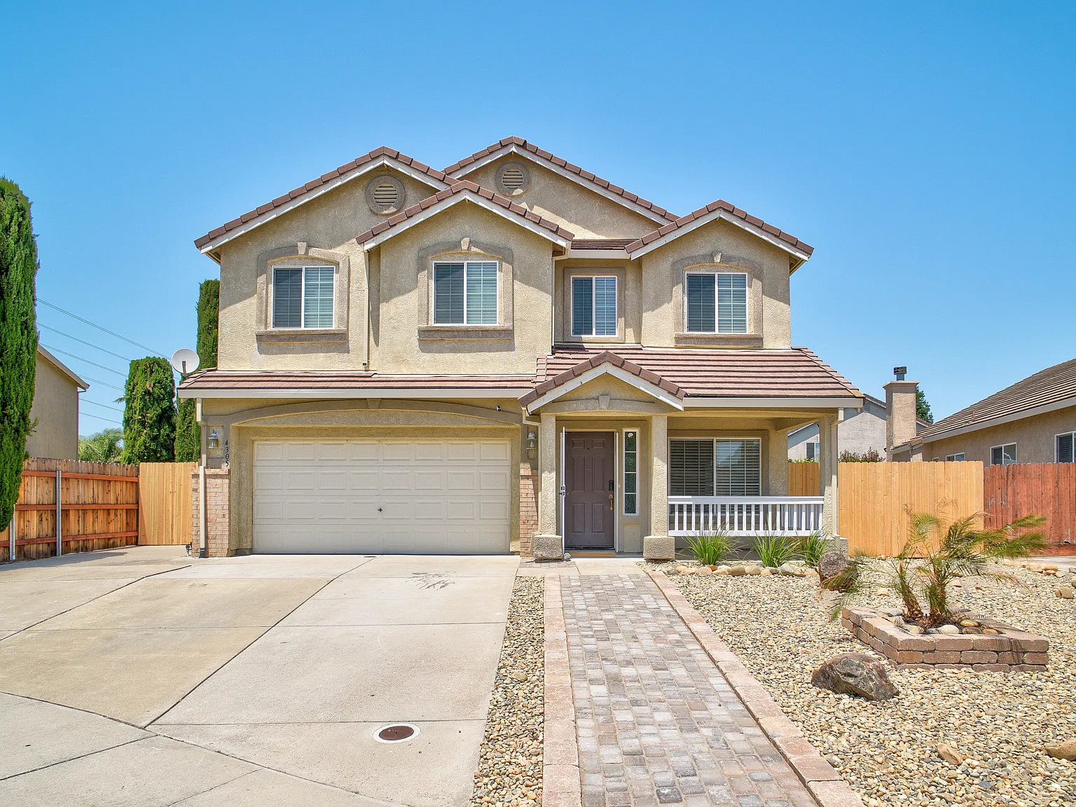 5 bed, 2953 sqft, $3,750 — Photo 2
