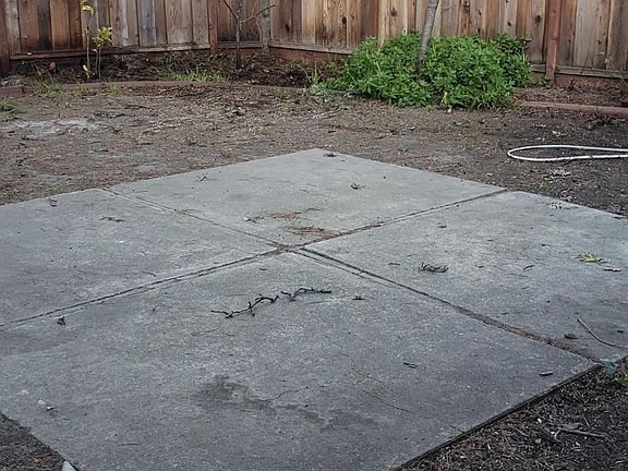 4th image of 4497 Hamilton Ave APT 3