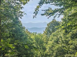 5 Joshua Ln, Waynesville, NC 28786