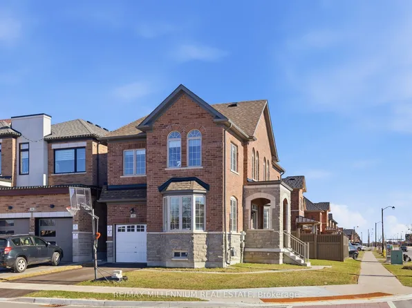 42 Port Renfrew Ave, Vaughan, ON L4H 5C3