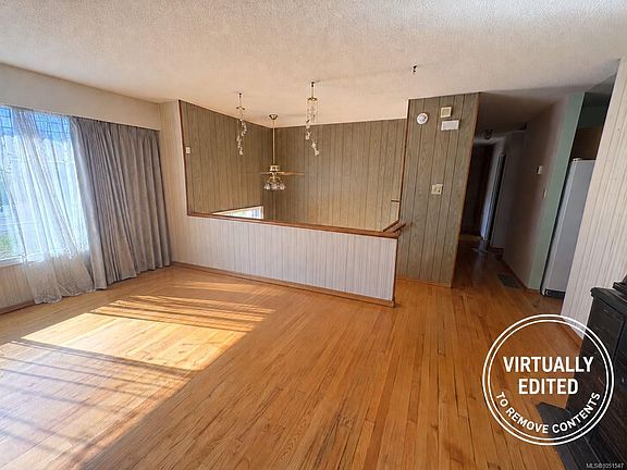 3rd image of 3279 Gibbins Rd