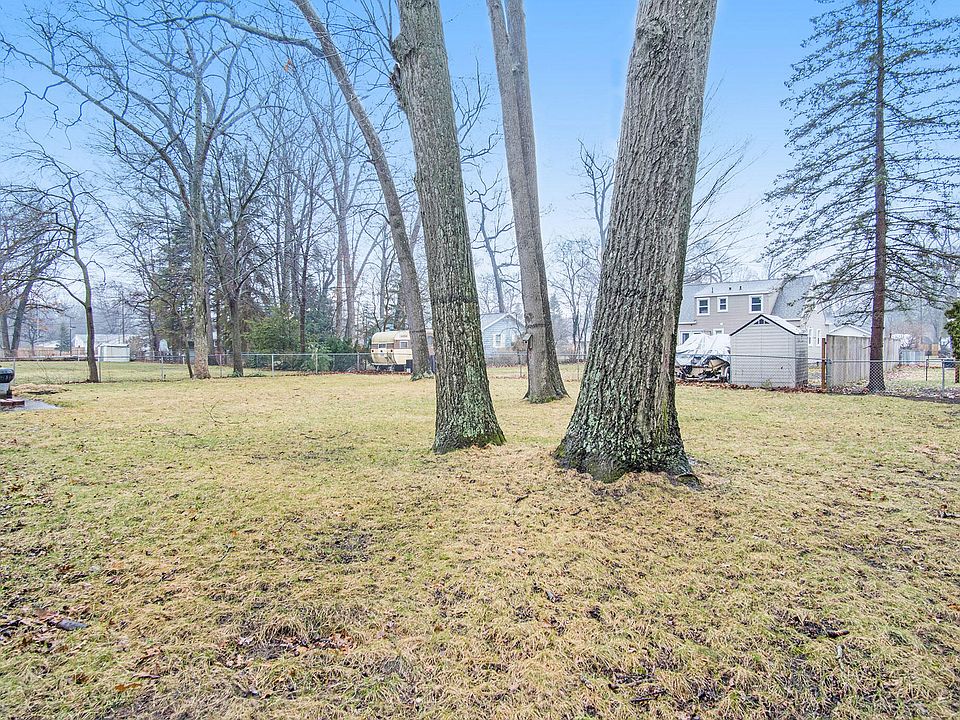 1451 Havenga St, Muskegon, MI 49445 Zillow