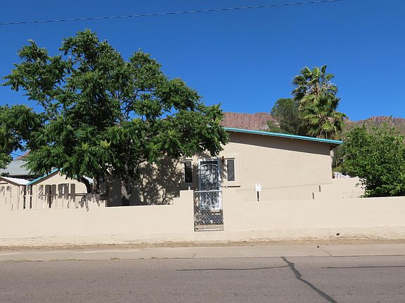 2nd image of 1241 S Belmont Ave