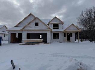 N74W24747 Lauren DRIVE, Sussex, WI 53089