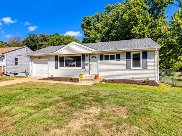 7601 General Sheridan Ln, Saint Louis, MO 63123
