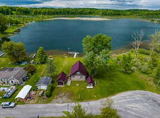 3050 Thorpe Dr, Delton, MI 49046