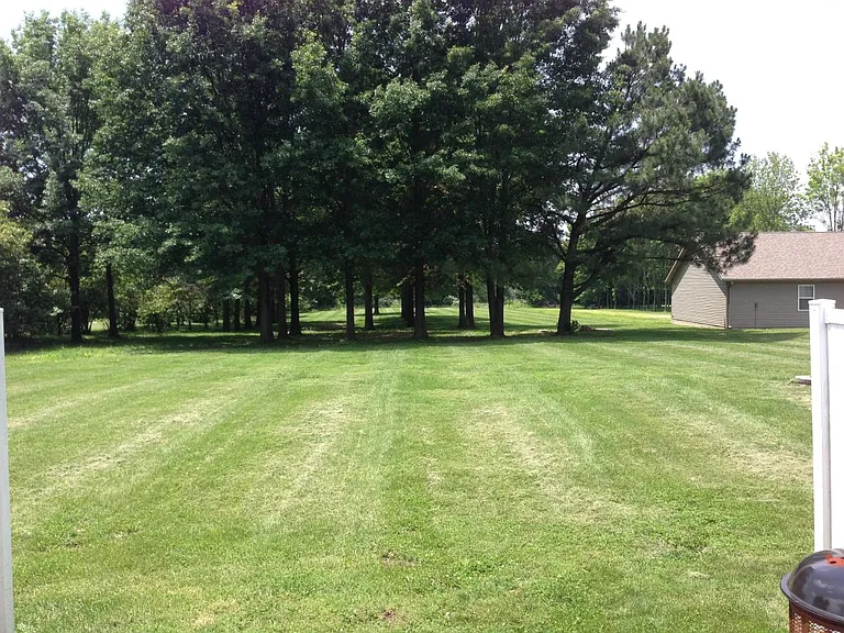 5391 Country Club Rd #B — Photo 18