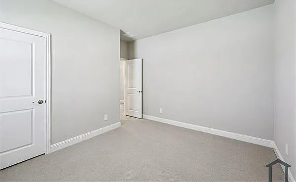 3805 High Valley Dr — Photo 11