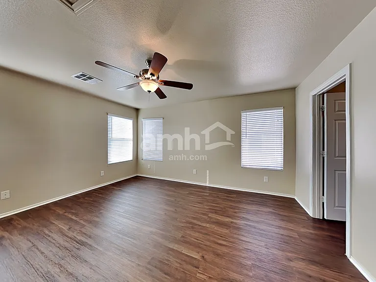 10395 Bolting Cloud Dr — Photo 11