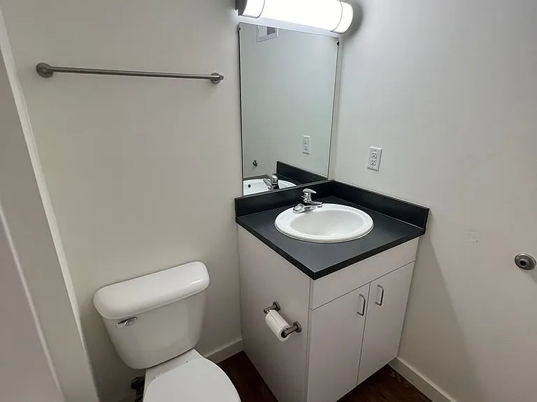 415 E. Grace Street — Photo 36
