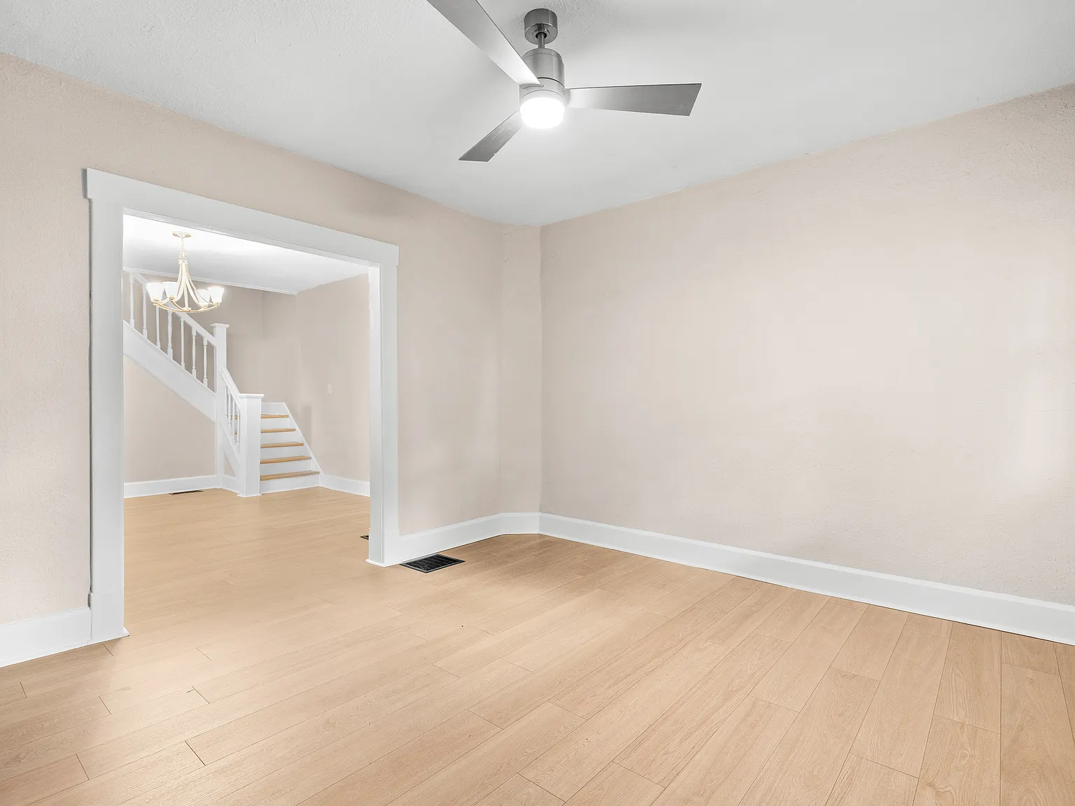 3 bed, 1288 sqft, $1,575 — Photo 4